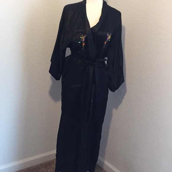 Other - ESME embroidered robe